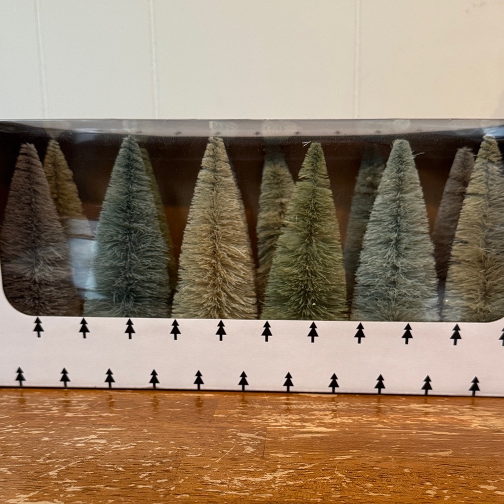 Miniature Bottle Brush Trees Set